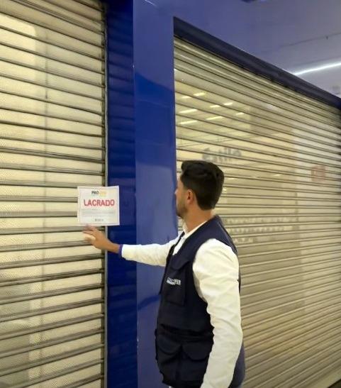 Em destaque: Procon Guarulhos lacra loja de móveis em Bonsucesso