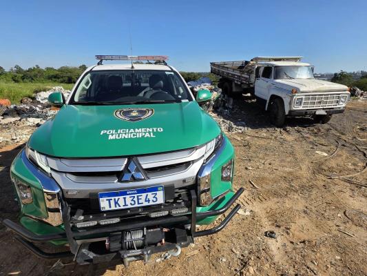 GCM flagra descarte irregular com apoio de drones e prende dois homens na Vila Laurita