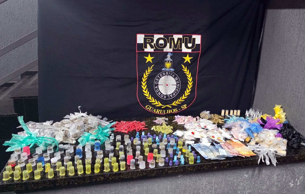 GCM prende três traficantes, apreende adolescente e retira 3,2 kg de drogas das ruas